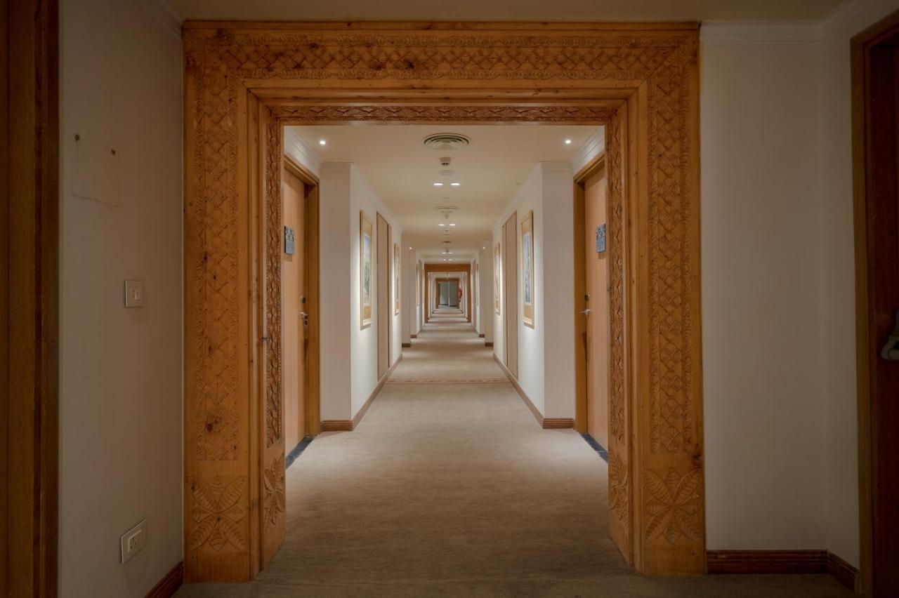Taj Theog Resort & Spa Shimla Luaran gambar
