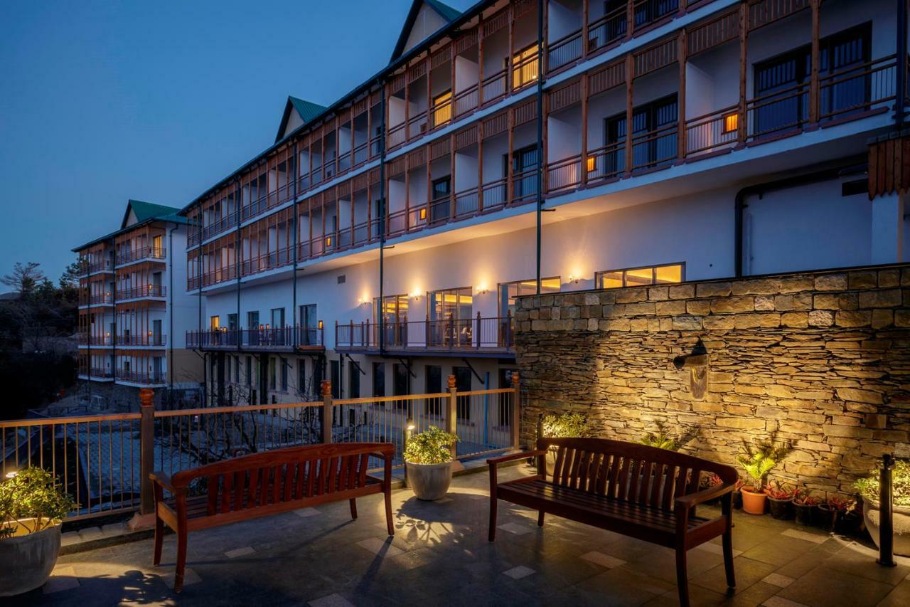 Taj Theog Resort & Spa Shimla Luaran gambar